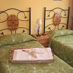 Сasa de vacaciones Tinao De Gredos Navarredonda