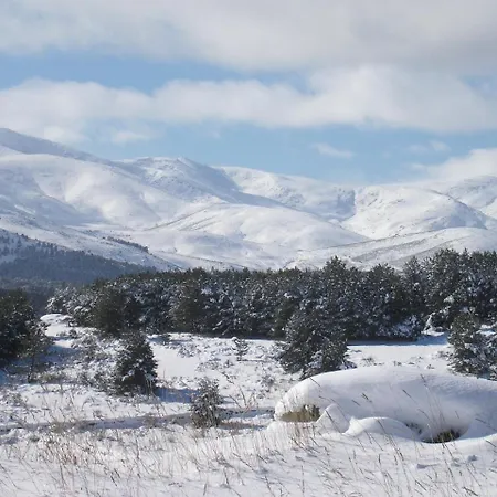 Tinao De Gredos * Navarredonda